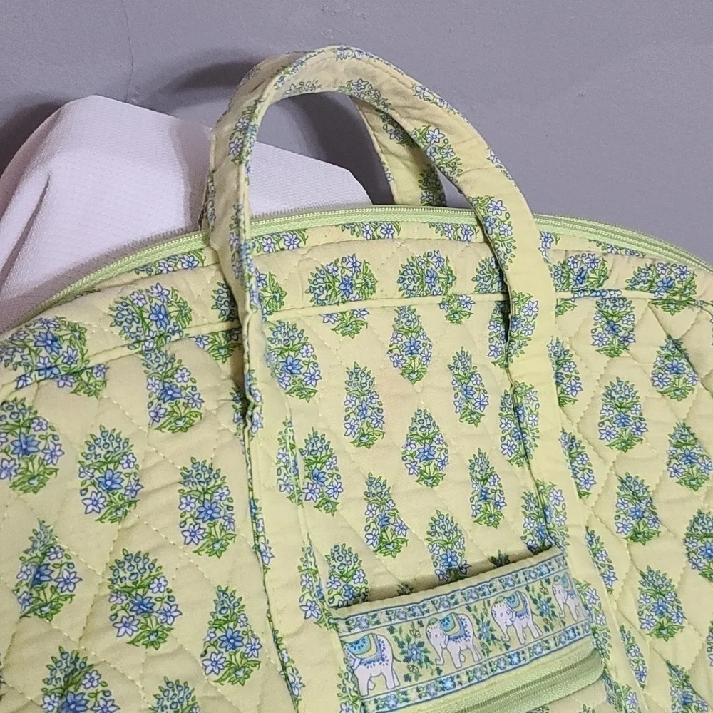 Vera Bradley Messenger Bag Chartreuse W/Blue Flowers Elephants Zips 13x16